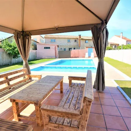 Casa Roma Дом отдыха Камбадос